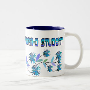Pharm D Studenten-blauer Blumen-Entwurf Zweifarbige Tasse