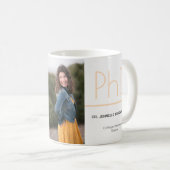 PhD-Grad-Foto für Weißcreme, Grau-Abschluss Kaffeetasse (VorderseiteRechts)