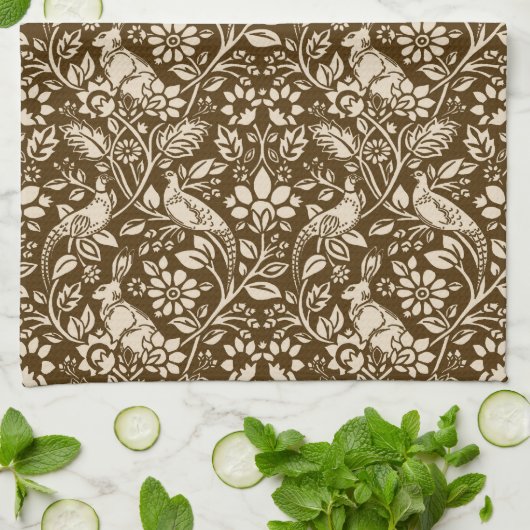 Pheasant und Hare Pattern, braun und Beige Geschirrtuch (Gefaltet)
