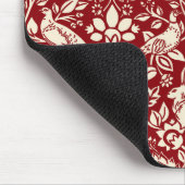 Pheasant und Hare Pattern, Deep Red und Creme Mousepad (Ecke)