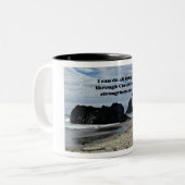Phil. 4:13 Ich kann alles durch Christus tun... Zweifarbige Tasse (Vorderseite Links)