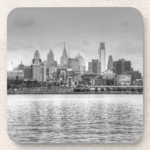 Philadelphia-Skyline in Schwarzweiß Getränkeuntersetzer