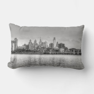 Philadelphia-Skyline in Schwarzweiß Lendenkissen