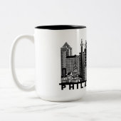 Philadelphia Skyline Silhouette  Zweifarbige Tasse (Links)