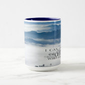 Philippianer 4:13 Alles durch die Christi-Bibel Tasse (Zentrum)