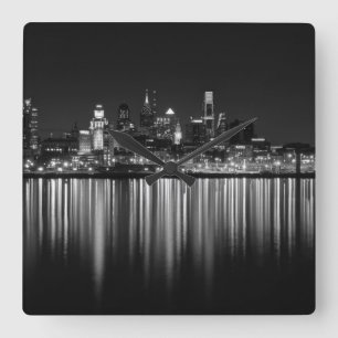 Phillip night b/w quadratische wanduhr