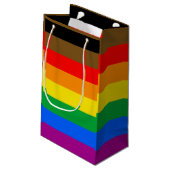Philly Rainbow Pride Flag Kleine Geschenktüte (Rückseite Schrägansicht)