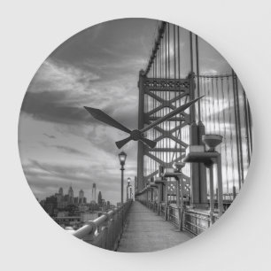 Philly von der Brücke Große Wanduhr
