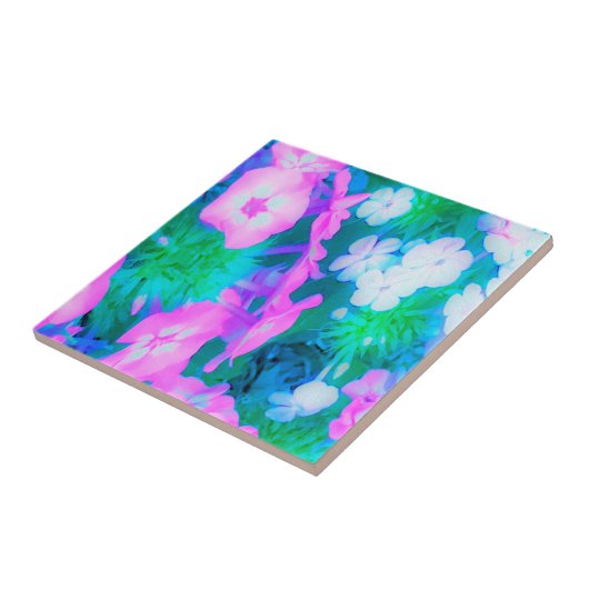 Phlox-Blume in Rosa, Grün, Blau und Weiß. Fliese (Seite)