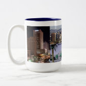 Phoenix Arizona Montage Zweifarbige Tasse (Links)