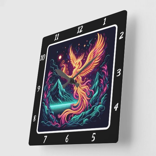 Phoenix über schneebedeckte Gipfel brennen Quadratische Wanduhr (Winkel)