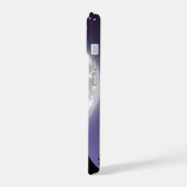 Phone case with a wolf howling at the full moon iPhone 15 hülle (Linke Seite)