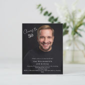 Photo man cheers birthday invitation (Stehend Vorderseite)