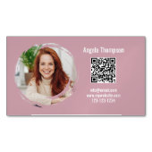 Photo QR Code Pink Modern Magnetic Magnetische Visitenkarte (Vorderseite)