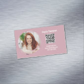 Photo QR Code Pink Modern Magnetic Magnetische Visitenkarte (Beispiel)