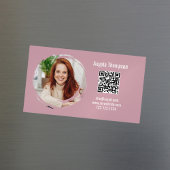 Photo QR Code Pink Modern Magnetic Magnetische Visitenkarte