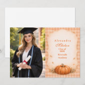 Photo Rustic Gingham Pumpkin Fall Graduation Ankündigung (Vorne/Hinten)