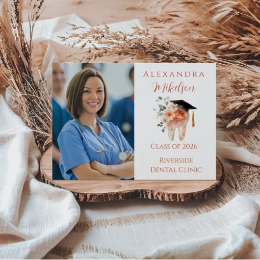 Photo Soft Floral Tooth Graduation Party Ankündigung