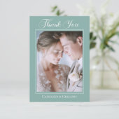 Photo Upload Sage Green Floral Wedding Calligraphy Dankeskarte (Stehend Vorderseite)