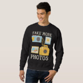 Photographer Camera Quote Take More Photos Beach P Sweatshirt (Vorne ganz)