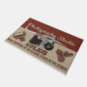 Photography Studio Rules Rug, Cameraman Gift Fußmatte (Schrägansicht)