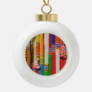 Phuang Maalai - Thai Floral Garland Keramik Kugel-Ornament