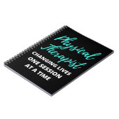 Physikalischer Therapeut, der das Leben einer Sitz Notizblock (Linke Seite)