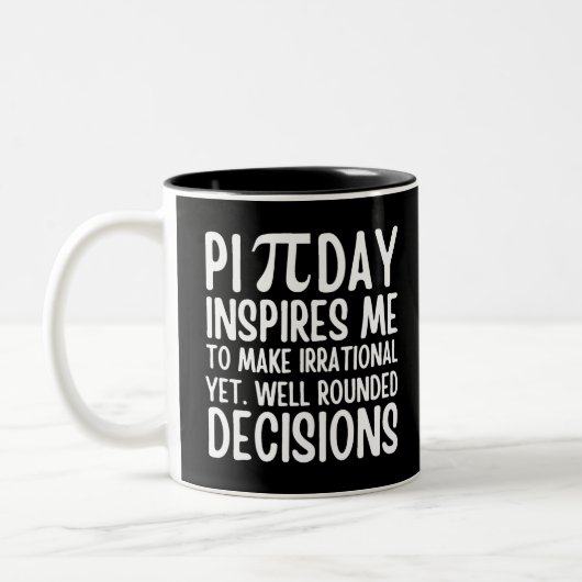 Pi Day Funny Zweifarbige Tasse (Links)