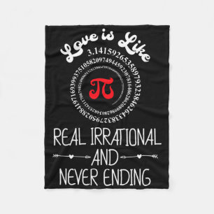 Pi Day Grafische lustige Liebe Zitat Humorisches V Fleecedecke