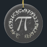 Pi Day PiDay Chalkboard-Bildung Keramik Ornament<br><div class="desc">Es ist nicht irrational, deinen Pi zu kennen. Der Lehrer schrieb die bedeutendsten Ziffern in der Kreisform von Pi zusammen mit dem Symbol in Kreide. Feiern Sie jeden 14. März den Pi Day, der auch der Geburtstag von Albert Einstein ist. Meinst du, das ist nur ein Zufall oder ist es...</div>