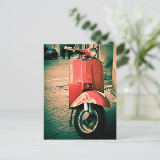 Piaggio Scooter in Italien Postkarte (Stehend Vorderseite)