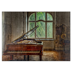 Piano in der Villa Schneidebrett