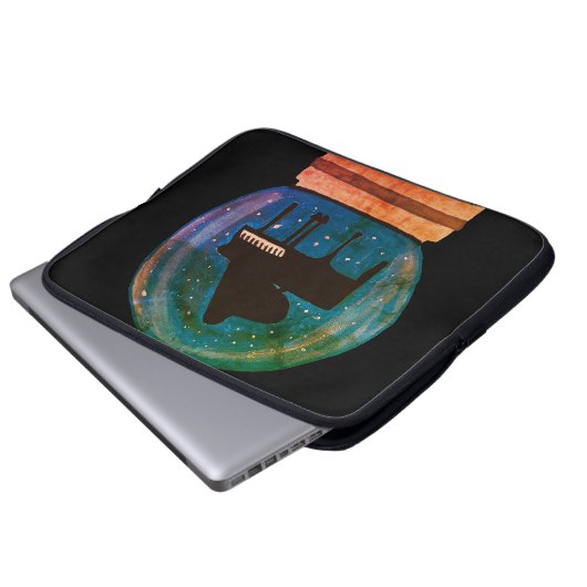 Piano in einem Schneeglobe Laptopschutzhülle (Vorne Knopf)