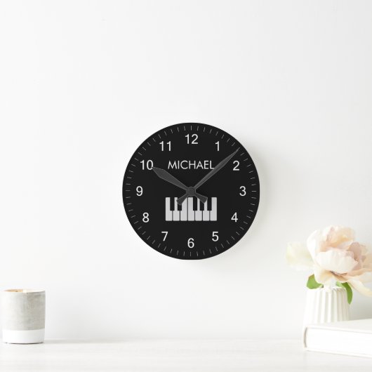 Piano Keyboard Personalisiert Musician's Black Runde Wanduhr (Zuhause)
