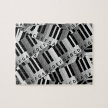 Piano Keys Black and WhitePpattern