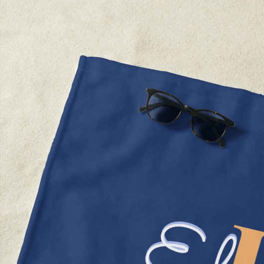 Piano Keys Navy Blue White Monogram Music Keyboard Strandtuch (Beispiel)