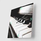 Piano Keys Square Wall Clock Quadratische Wanduhr (Winkel)
