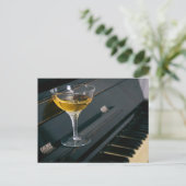 Piano mit Getränk Postkarte (Stehend Vorderseite)