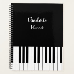 Piano-Tasten in Schwarz und Weiß mit eigenem Name Planer