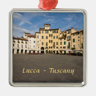 Piazza Anfiteatro Platz in Lucca - Toskana, Italie Ornament Aus Metall