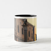 Piazza San Marco, Markusplatz, Venedig Zweifarbige Tasse (Mittel)