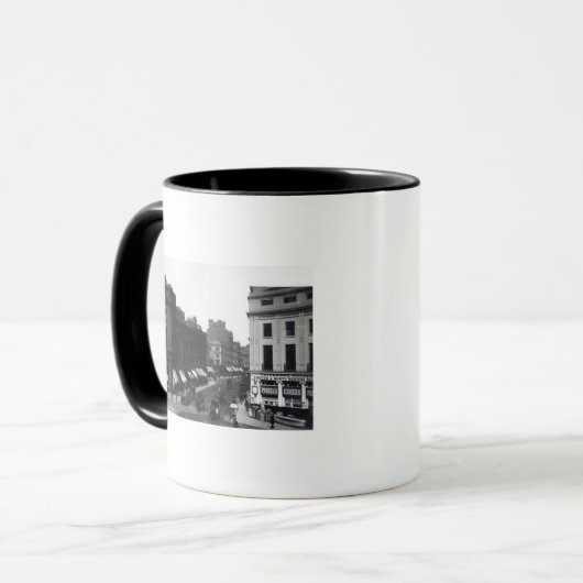 Piccadilly Zirkus Tasse (Vorderseite Links)