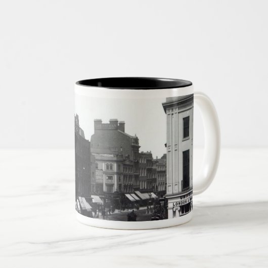 Piccadilly Zirkus Zweifarbige Tasse (VorderseiteRechts)