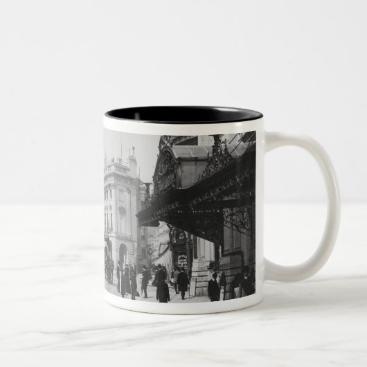 Piccadilly Zirkus Zweifarbige Tasse (Rechts)