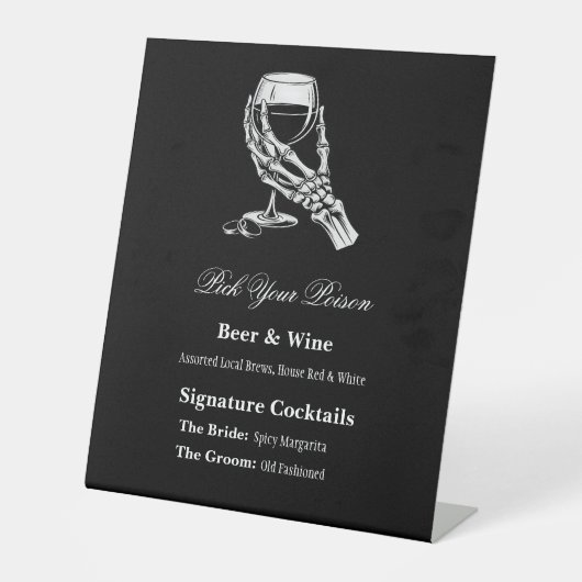 Pick Your Poison Gothic Skeleton Hand Bachelorette Sockelschild (Vorderseite)