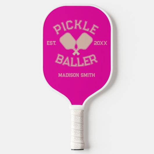 Pickle Baller Pickleball-Kollegialtypografie Pickleball Schläger