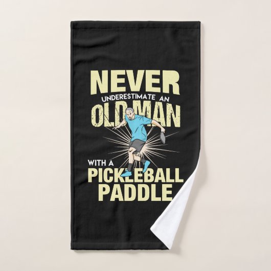 Pickleball - Alter Mann mit Pickleball-Paddel Handtuch (Handtuch)