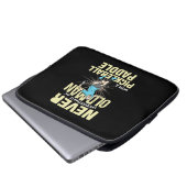 Pickleball - Alter Mann mit Pickleball-Paddel Laptopschutzhülle (Vorne Knopf)