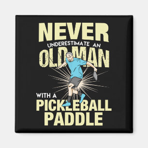 Pickleball - Alter Mann mit Pickleball-Paddel Magnet