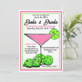 Pickleball Bridal Shower Dinks & Drinks Pink Cosmo Einladung (Stehend Vorderseite)